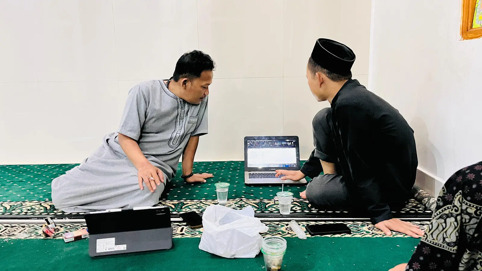 Dokumentasi kegiatan dan kebersamaan jamaah